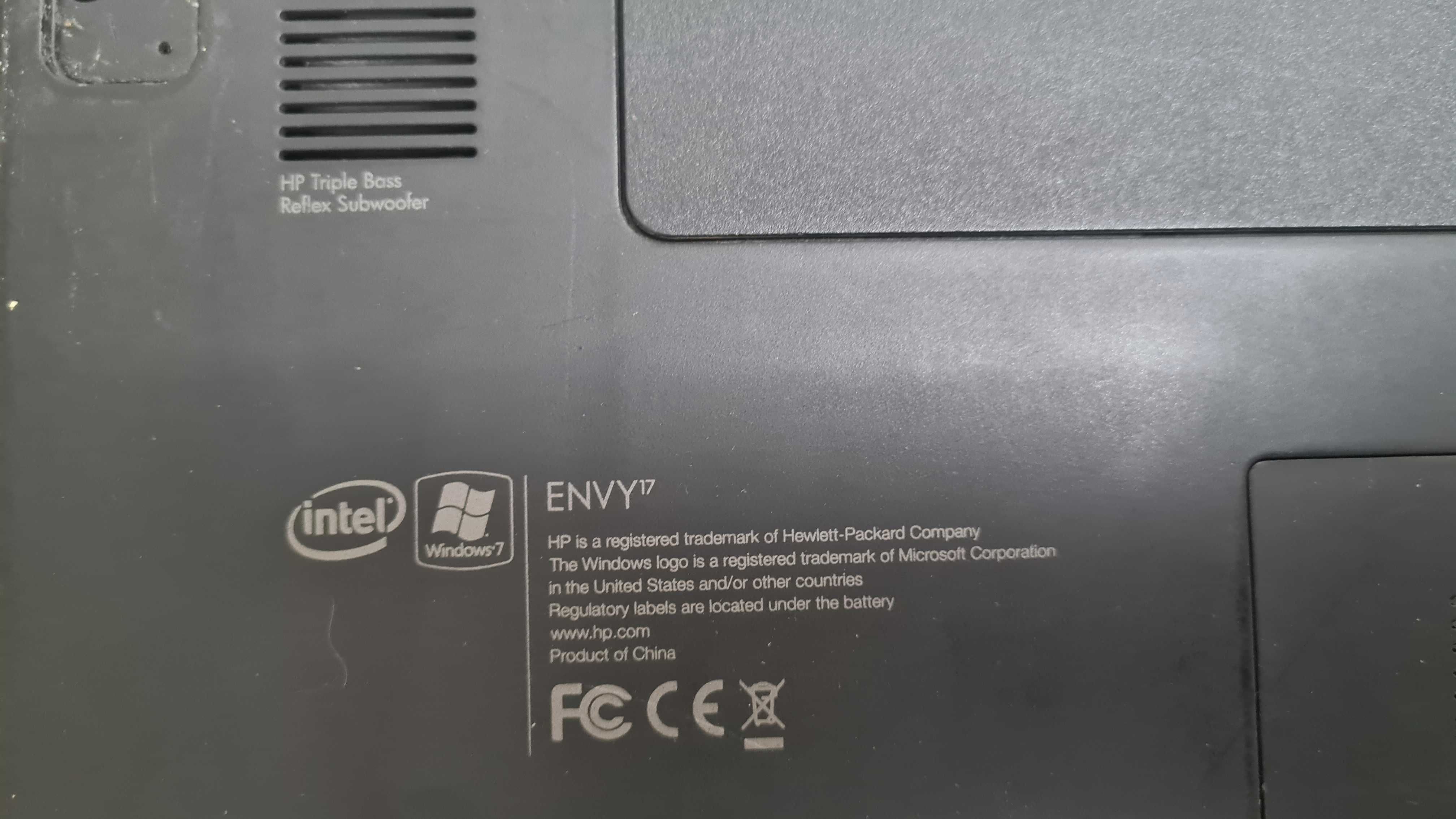 Ноутбук  HP envy17 3d