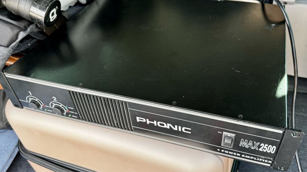 Phonic max2500, amplificator (nu dynacord, crown, camco etc)