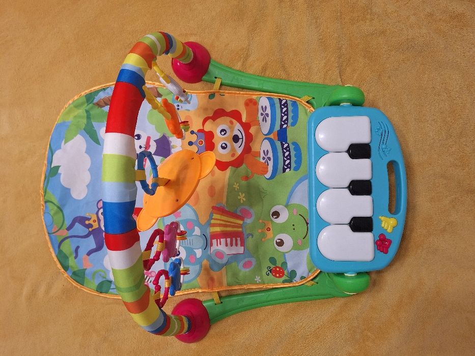 Perna de activitati pentru Bebelusi cu jucarii si sunete, multicolor