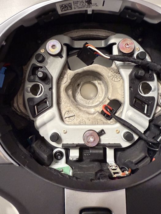 Volan BMW M G30G31G32 G11 G12 G14 G15 G01 G02 G05 G06 G07 NOU ORIGINAL