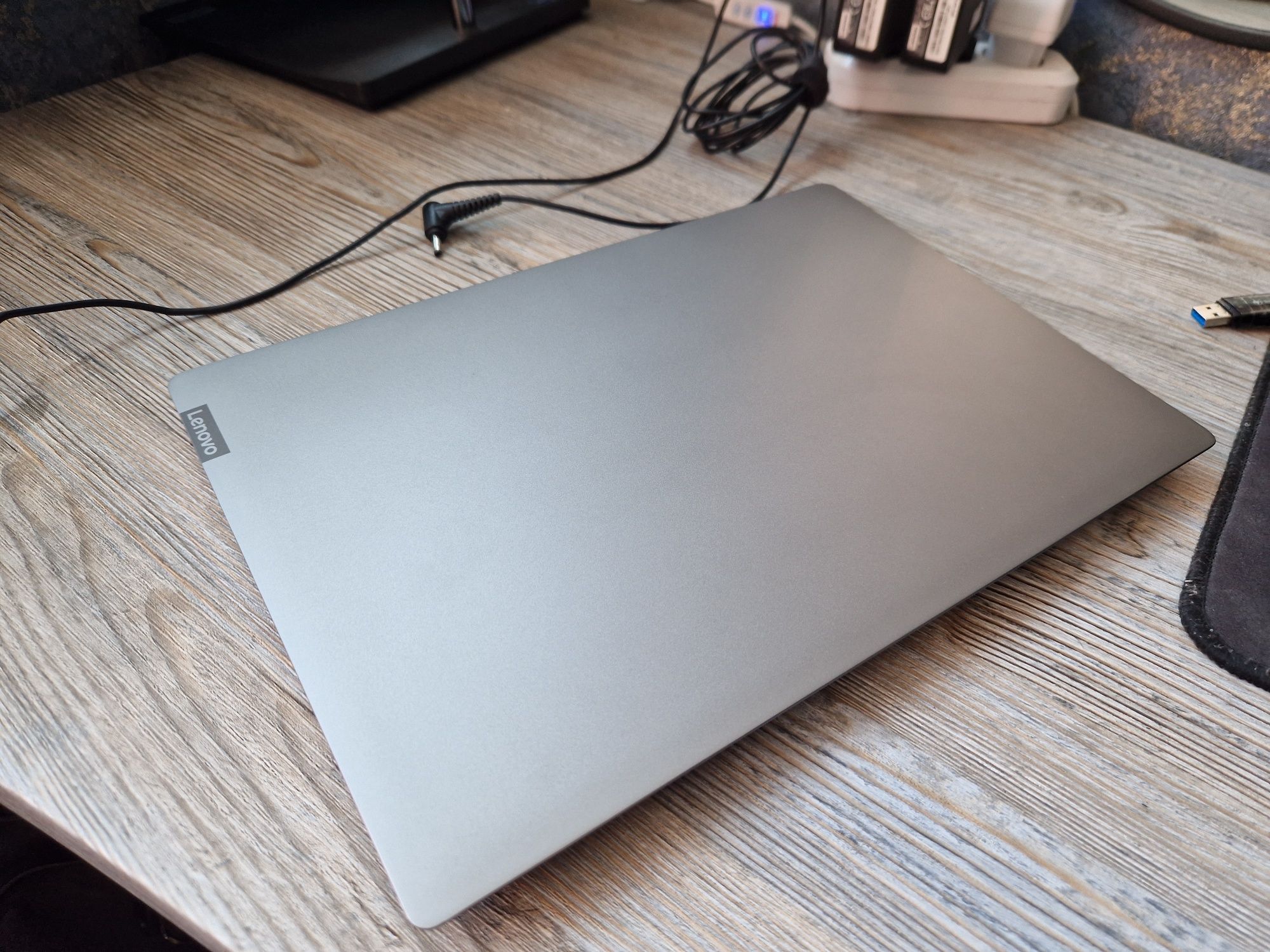 Ультрабук Lenovo состояние отличное модель  530S-14IKB