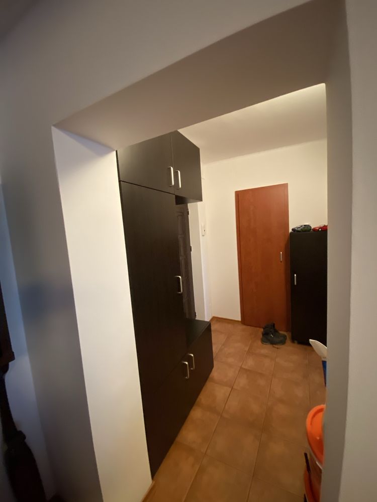 Inchiriez apartament fratii golesti