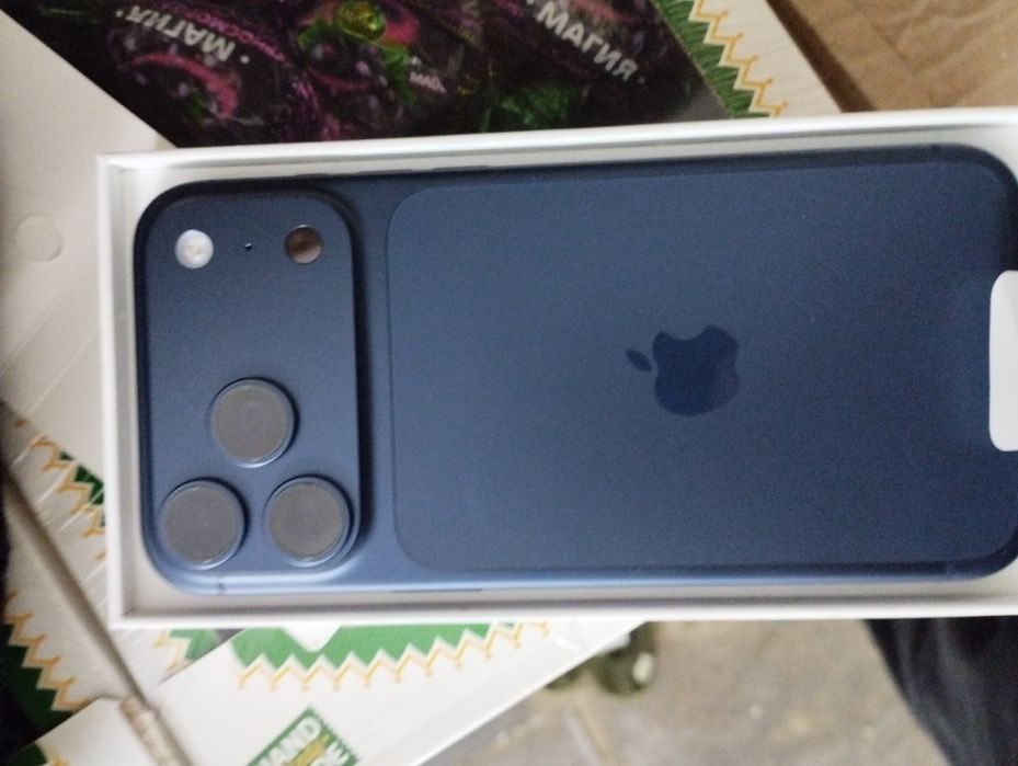 iPhone 17 pro max 1Tb