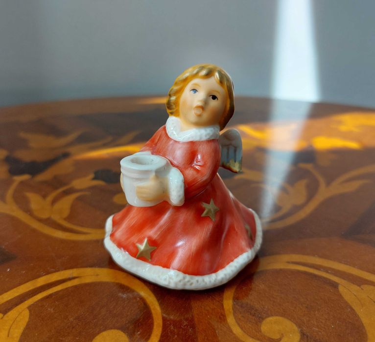 Ingeras Goebel cu lumânare