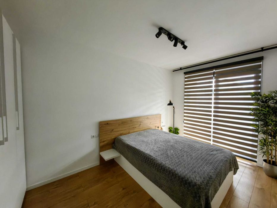 Apart 3 Camere Decomandat 2 Bai si 2 Balcoane etj 1 Mobilat  Parcare