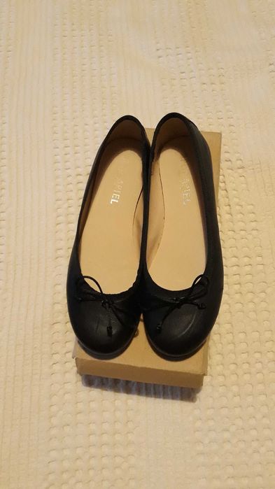 Дамски черни пантофки естествена кожа