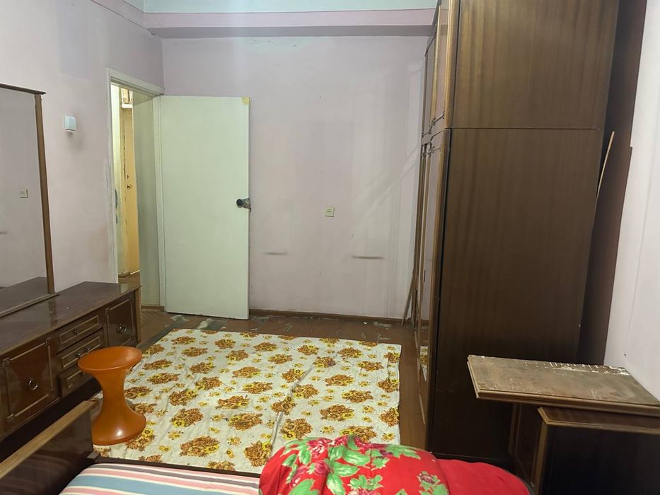 Севеный Алмазар.  Горит.  3 х комнатная 2 х 6