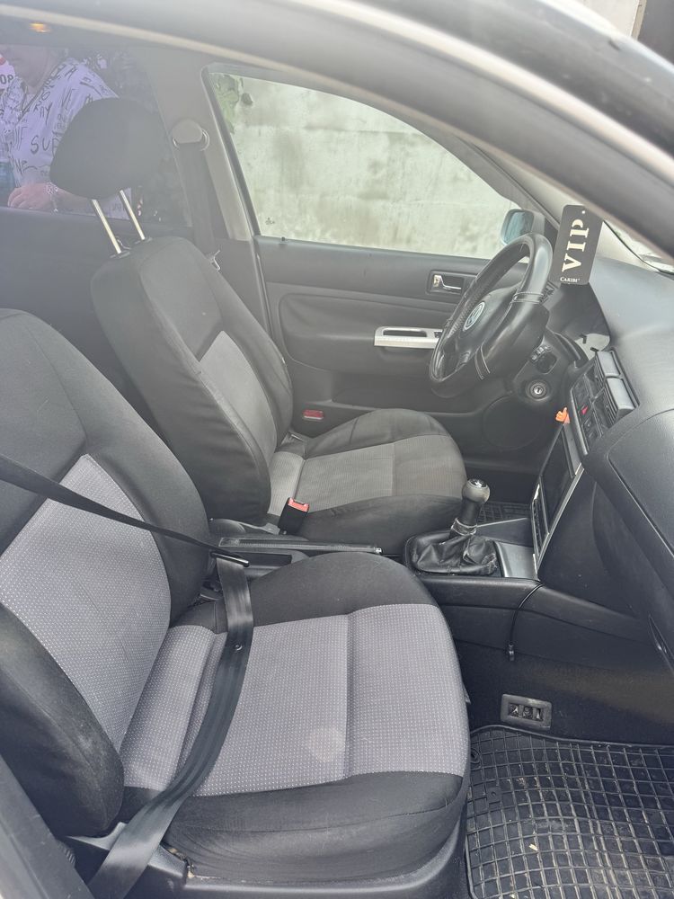Продавам Golf  4 1,9 2003 година