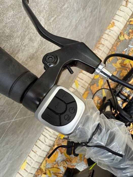 Электронный велосипед Royce Union 26