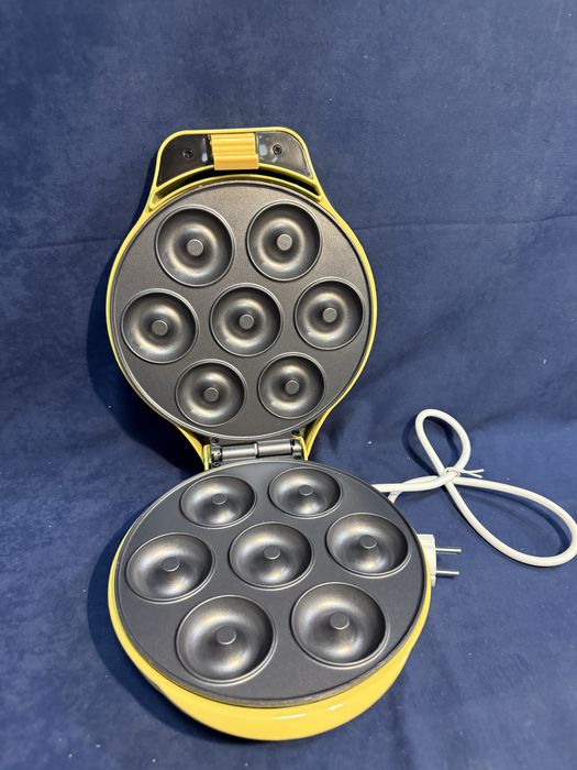 Уред за понички  Bestron