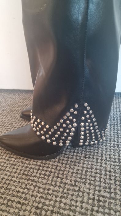 Ботуши с капси кожа