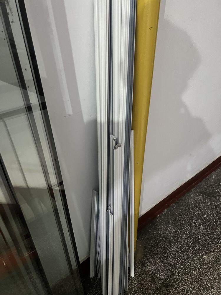 Sticla termopane qforte, 7 bucati, cadou sita geam, toate 350 lei