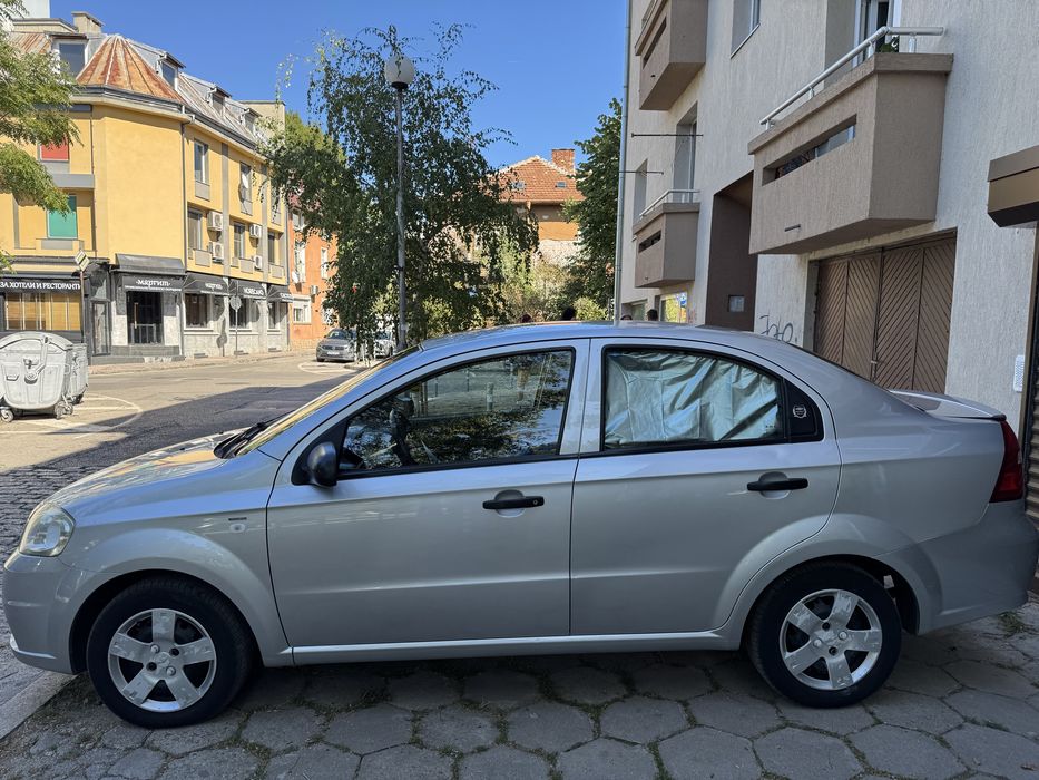 Chevrolet Aveo 1.2 бензин 84 кс.