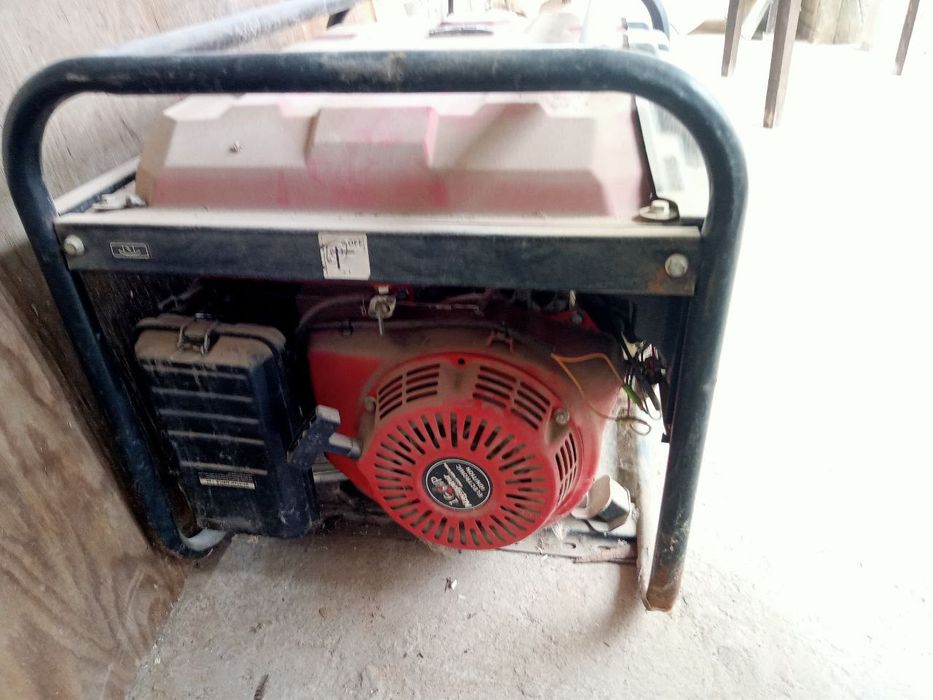 Движок сотилади 5 кв ли