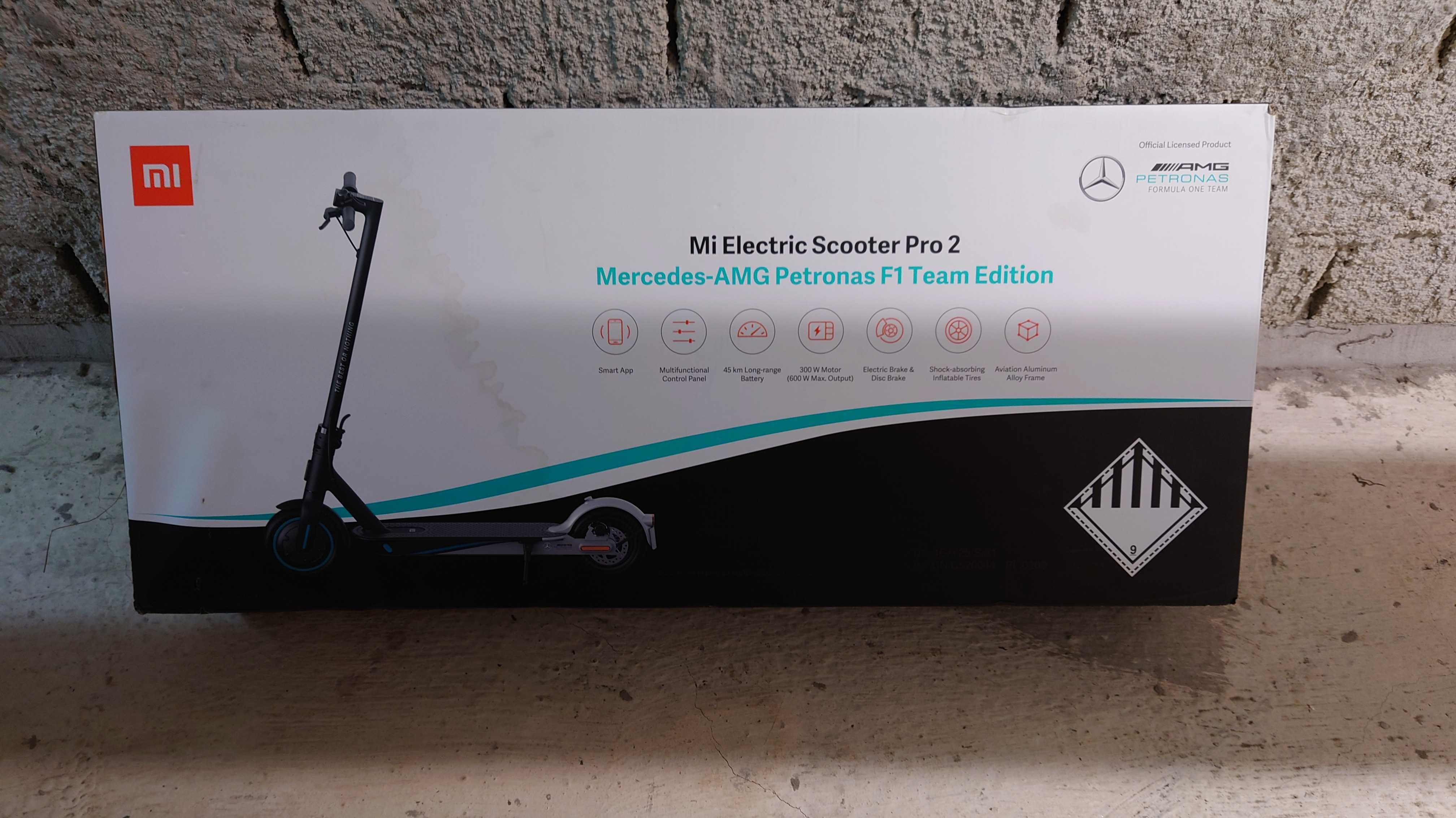 Trotineta Electrica Xiaomi Mi Pro 2 Mercedes AMG edition