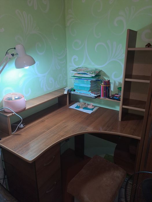 Компьютерный стол