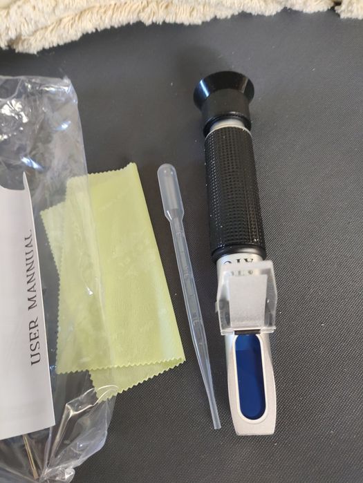 Refractometru alcool