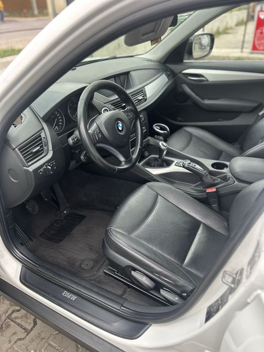 BMW X1 18d 2012 • 202.000 km • Manuala • Revizii la zi
