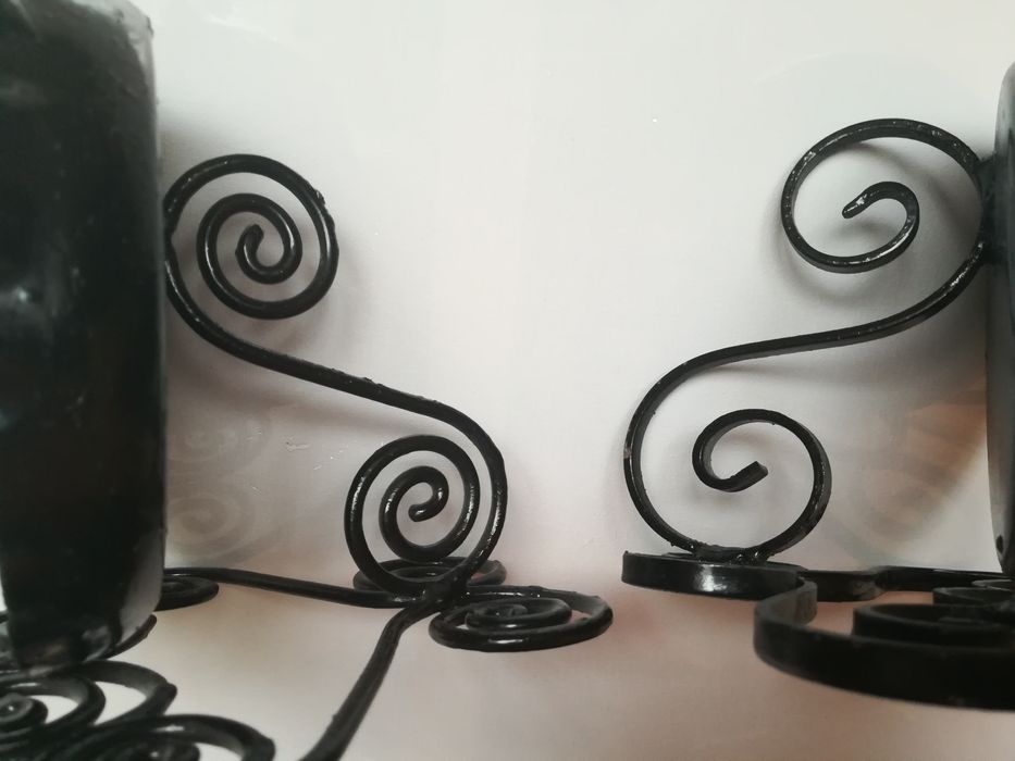 Suport flori  metal vechi