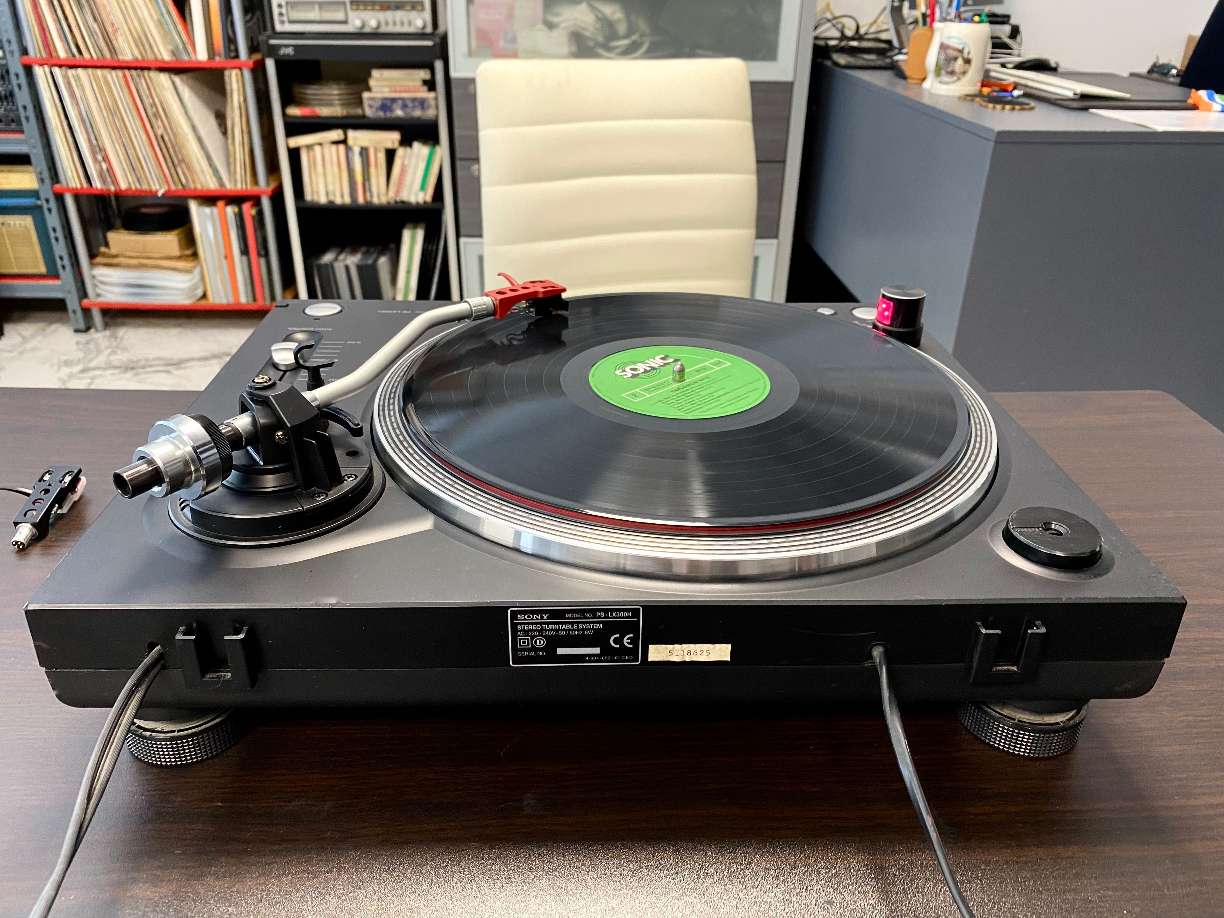Hi-Fi грамофон Sony