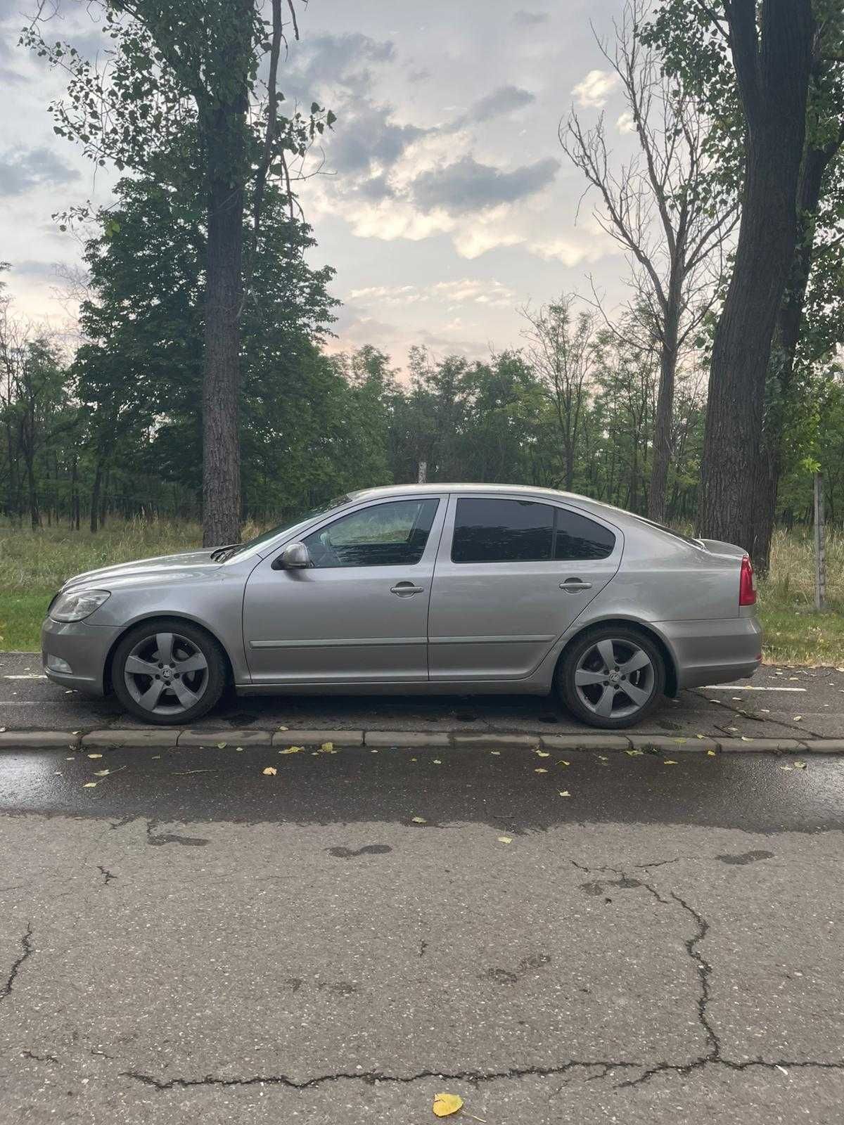 Skoda Octavia II FL 1.6 CAYC DSG