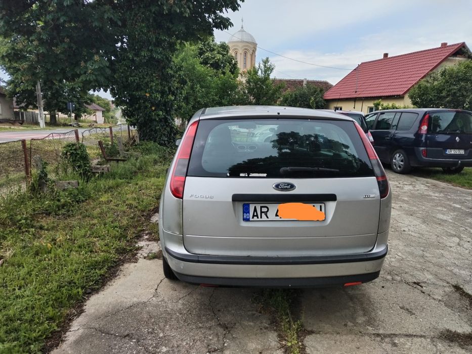 Vând Ford Focus 2 diesel