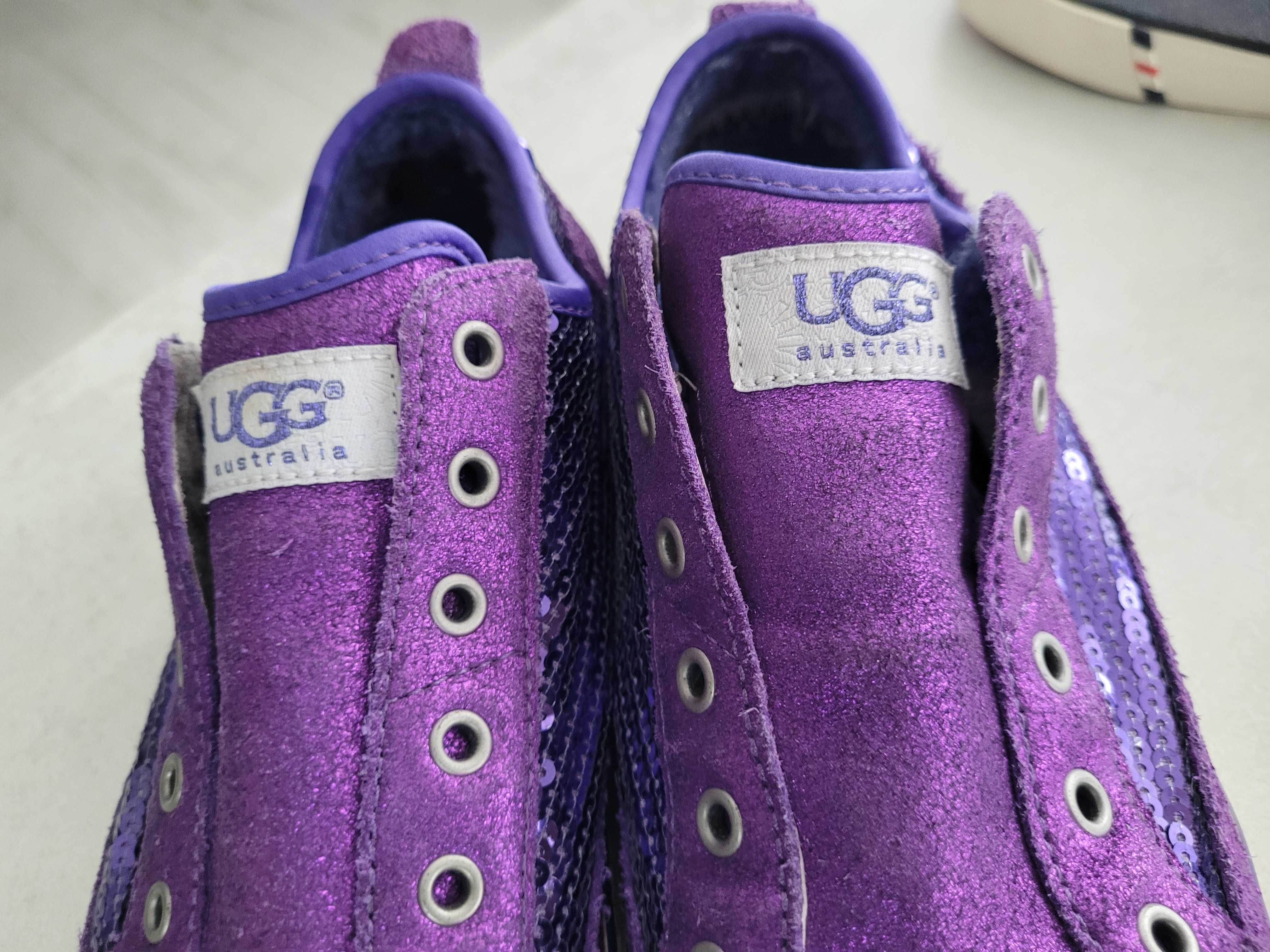 Мокасини дамски на UGG номер 37.5