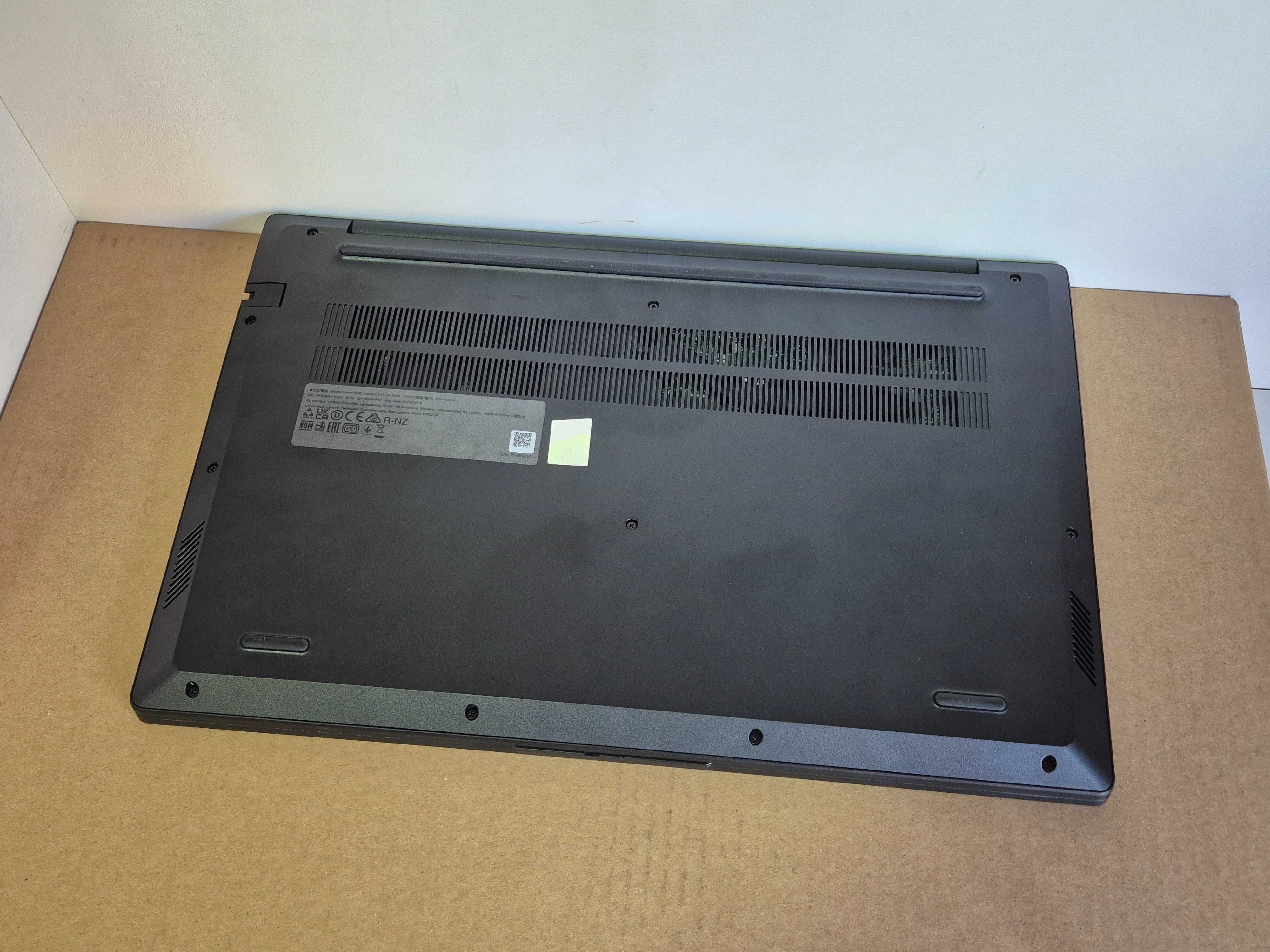 Lenovo V15 G4 AMN, Ryzen 5 7520U - KLI Amanet