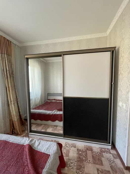 Продам спальный гарнитур