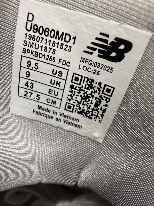 New Balance 9060 43 noi/new