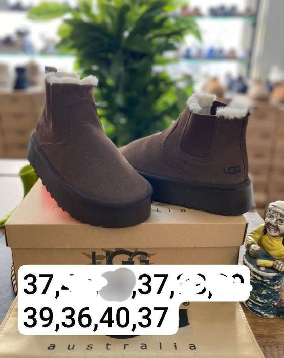 Ugg 36-40 210 lei .