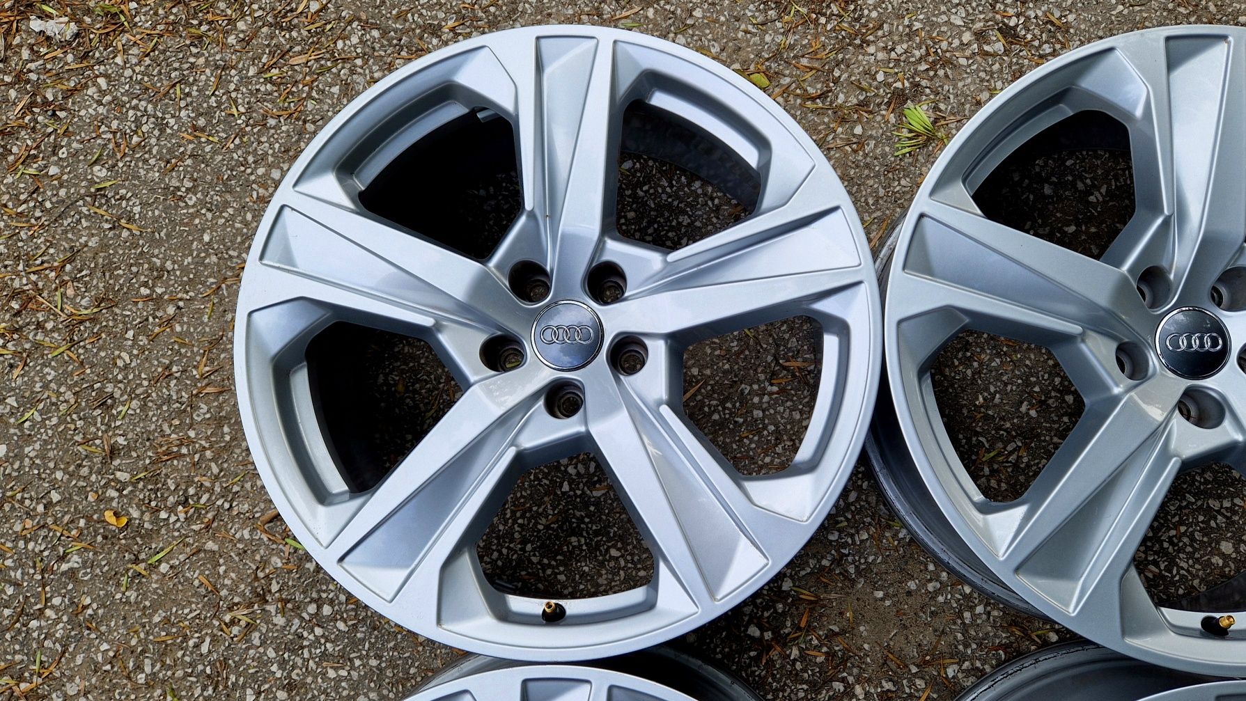 Ауди 19 5х112 лети джанти Audi A4 A5 A6 A7 A8 Q3 Q5 / Allroad. 5x112