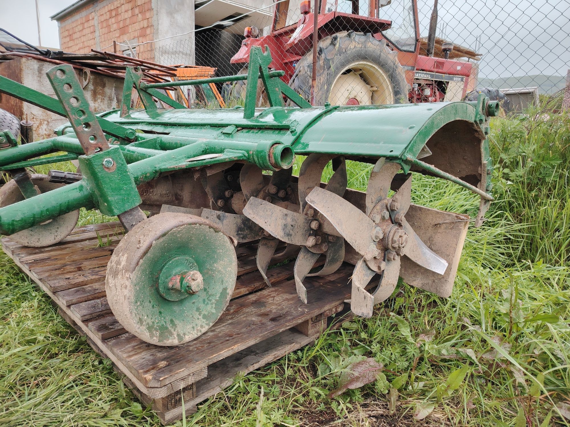 Freză de pământ L-1,80m