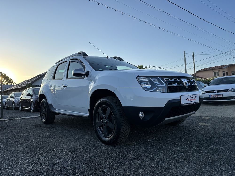 Dacia Duster 1.5 diesel *2015* 151000km * Euro 6** Rate/avans zero**