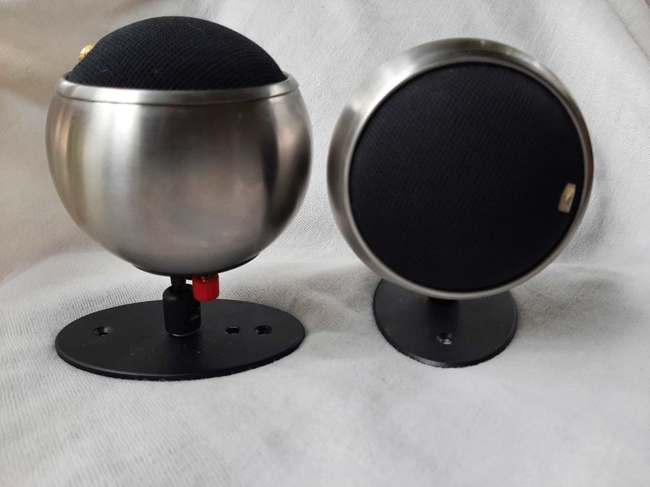 Anthony Gallo Acoustics Nucleus Micro – дизайнерски тонколони