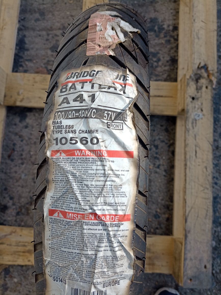 O anvelopa NOUA Bridgestone 100/90 R19 dot 4717