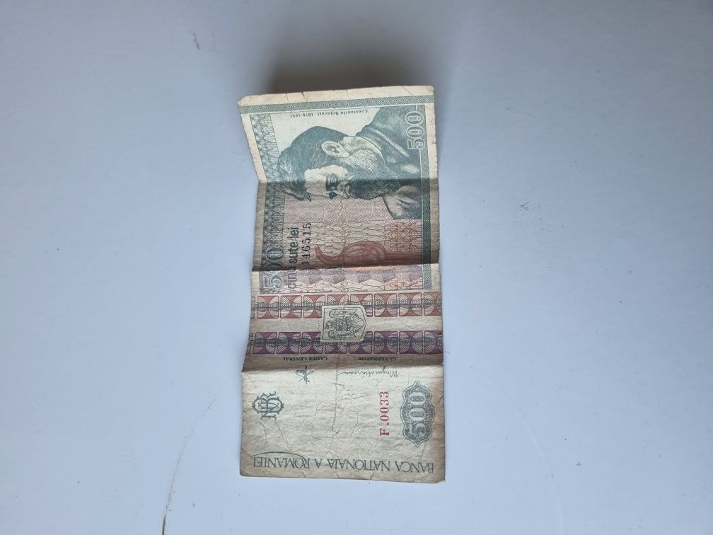Vând bancota 500 lei 1992,moneda 5000 lei 2002,moneda 100 lei 1992