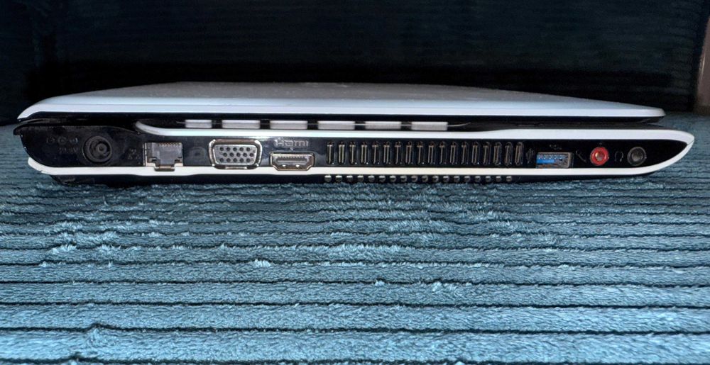 Laptop SONY VAIO in stare buna