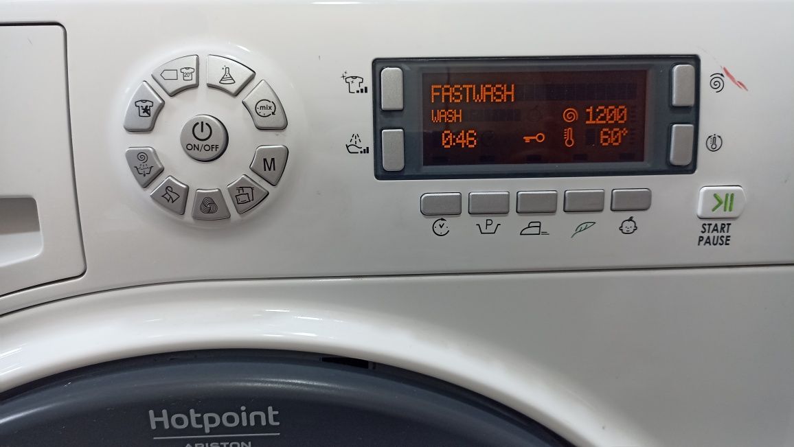 Пералня hotpoint ariston