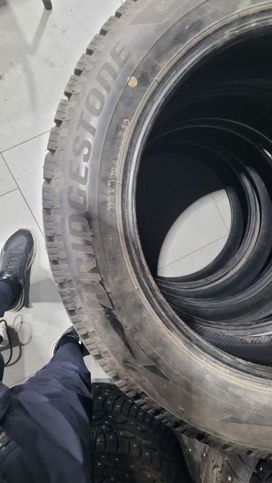 Зимняя шина Bridgestone