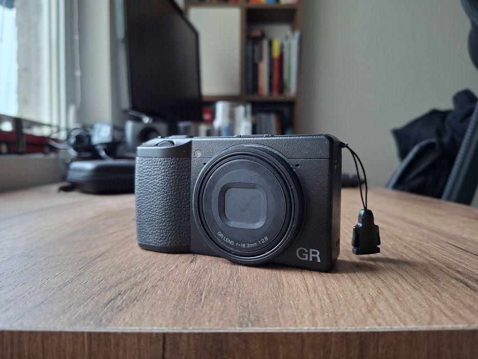 Камера Ricoh GR3