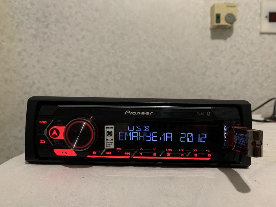 Авто радио Pioneer Bluetooth