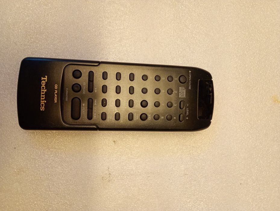 Telecomanda cd player.amplificator