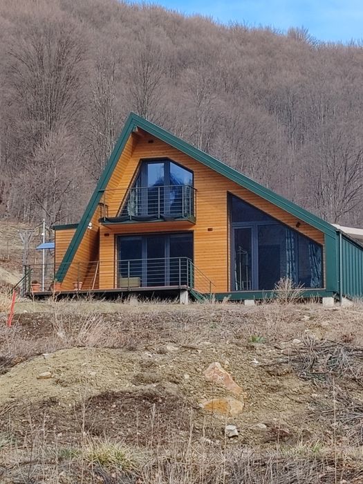 Doriți o casa din lemn, o cabana, un foișor sau o casuta de vacanta,,,