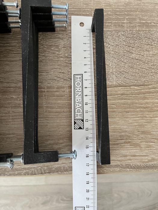 Manere mobila cu aspect de fier forjat