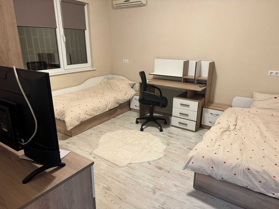 Дава се под наем Тристаен апартамент в Бургас, Възраждане - 70 кв.м за 750 € - Снимка #5