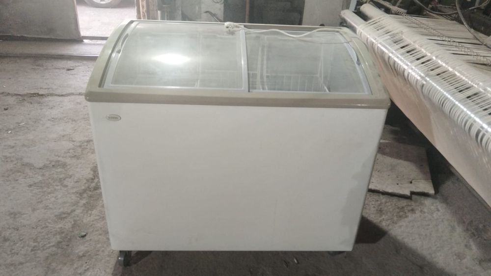 Срочно продам морозильную камеру