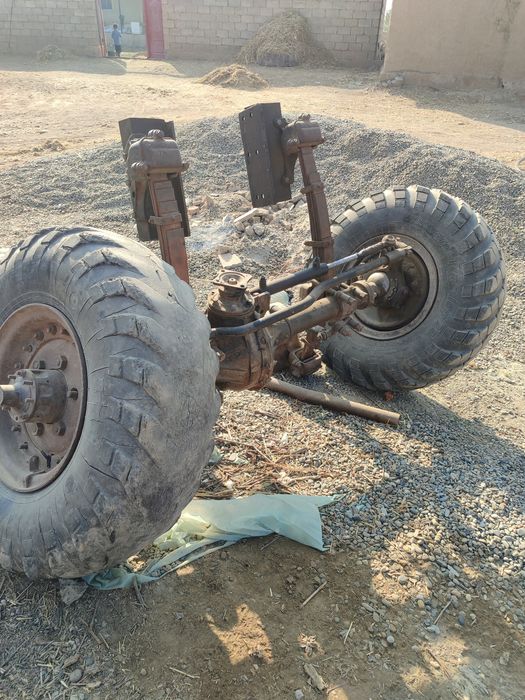 Peredo trakturga zor tushadi.