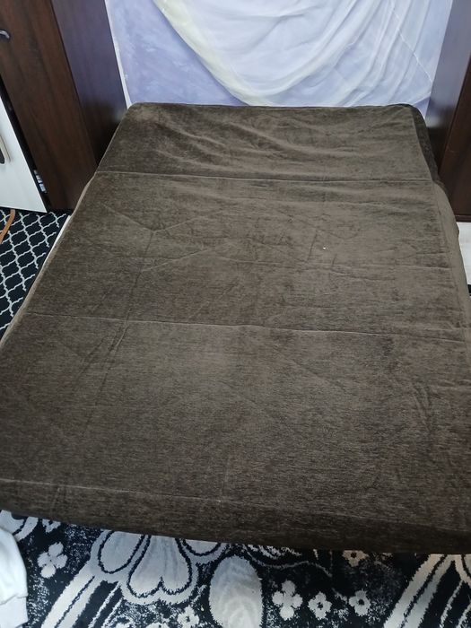 Vând pat extensibil 140/200