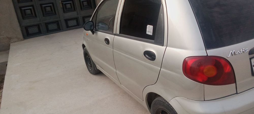 Marez mashinasi sotiladi.